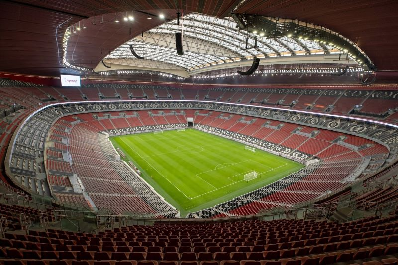 Khám phá diện tích sân bóng đá 11 người tiêu chuẩn FIFA hiện nay